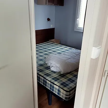 Camping Stacaravan Met Eigen Terras En Tuin 6personen *