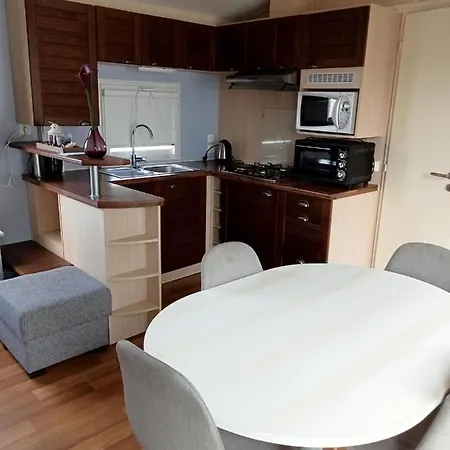 Stacaravan Met Eigen Terras En Tuin 6personen Camping *